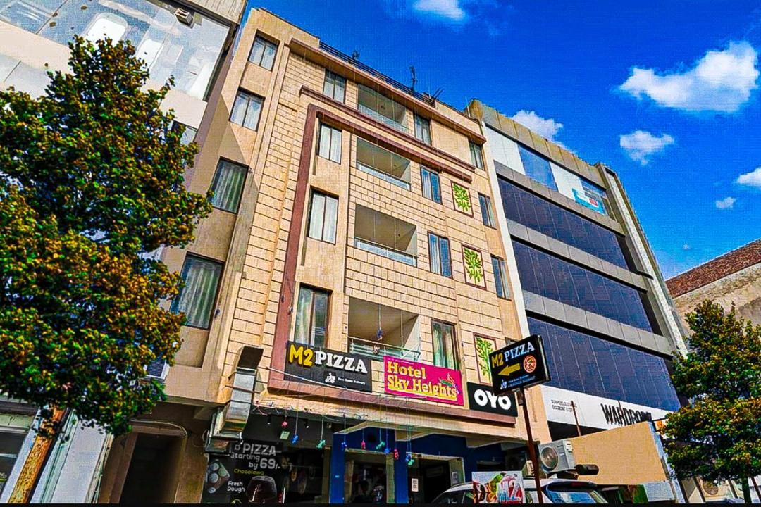 Hotel Sky Heights 자이푸르 외부 사진