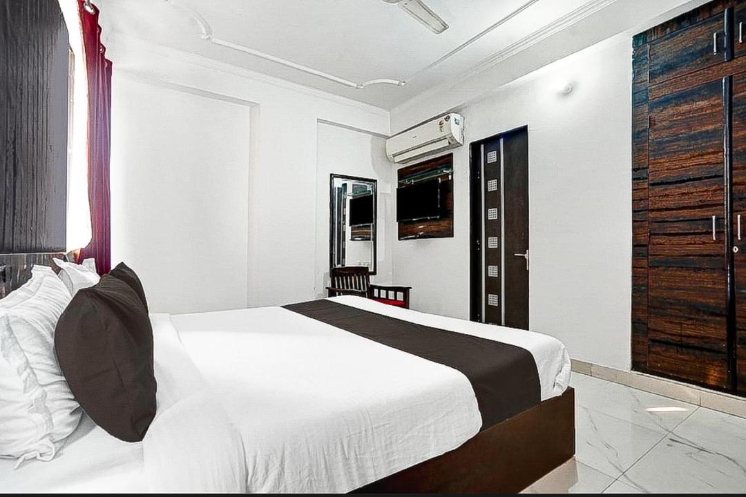 Hotel Sky Heights 자이푸르 외부 사진